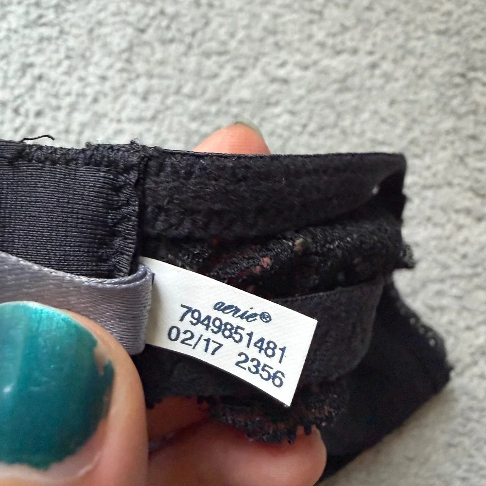 Aerie Black Lace Halter Bra NWT Wire Unlined Plunge Size 34D